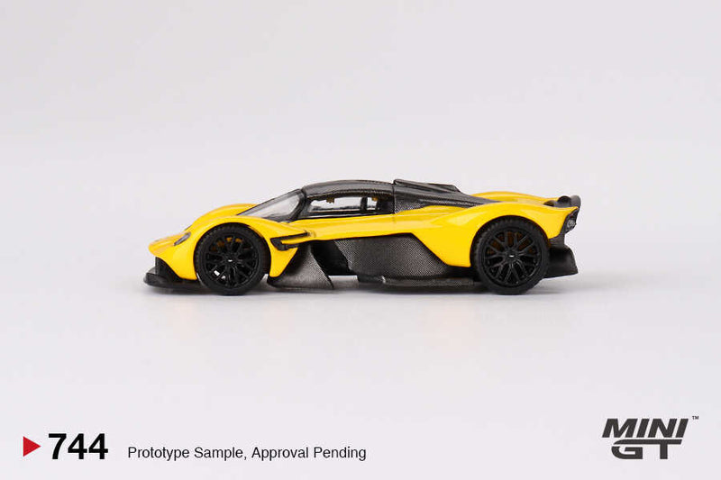 Mini Gt 1/64 ASTON MARTIN VALKYRIE SUNBURST YELLOW