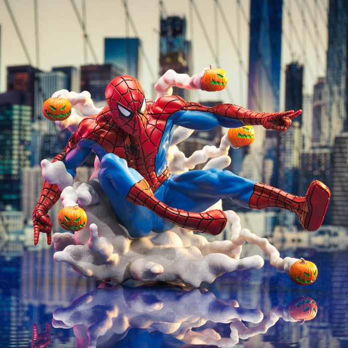 Diamond Comics Marvel: Spider-Man (Pumpkin Bombs) Gallery Diorama