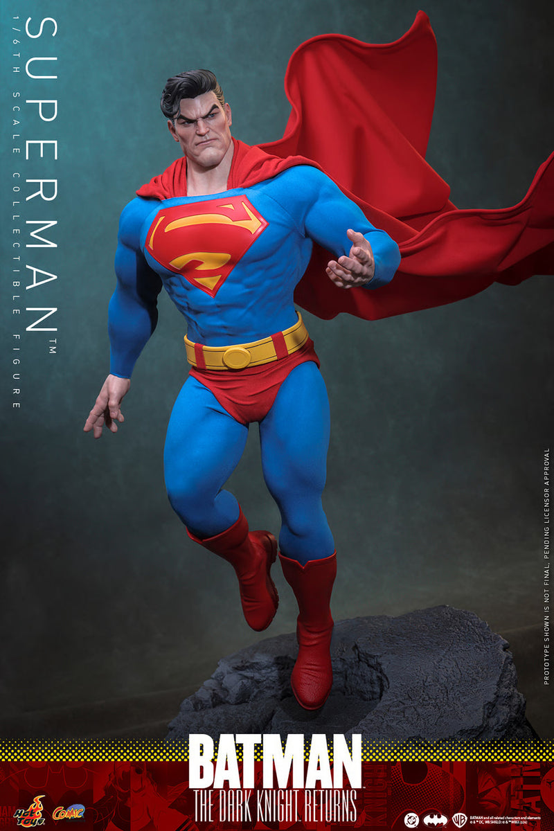 Hot Toys - 40. Yıl Özel Frank Miller's Superman 1/6 Ölçekli Figürü