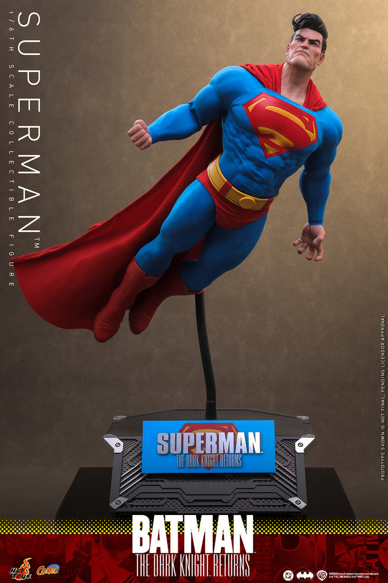 Hot Toys - 40. Yıl Özel Frank Miller's Superman 1/6 Ölçekli Figürü