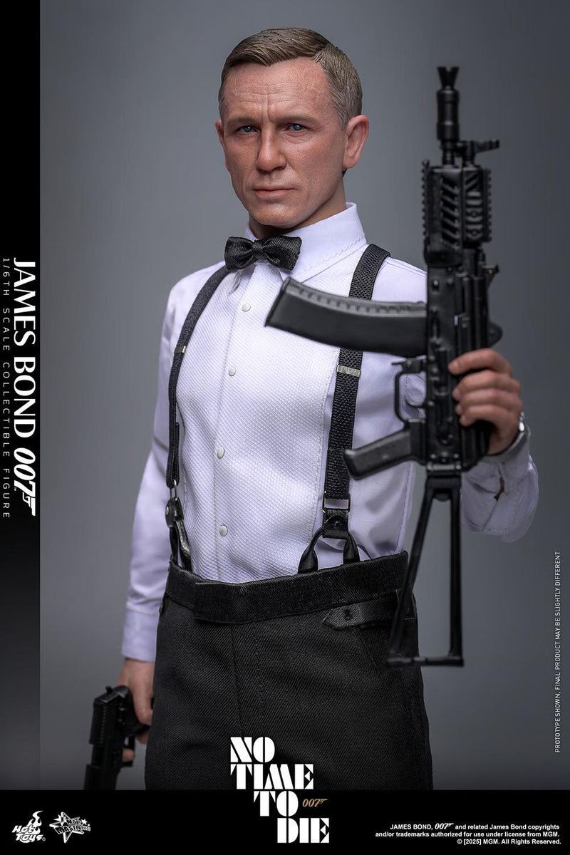 Hot Toys  James Bond 1/6 Ölçekli  Figür