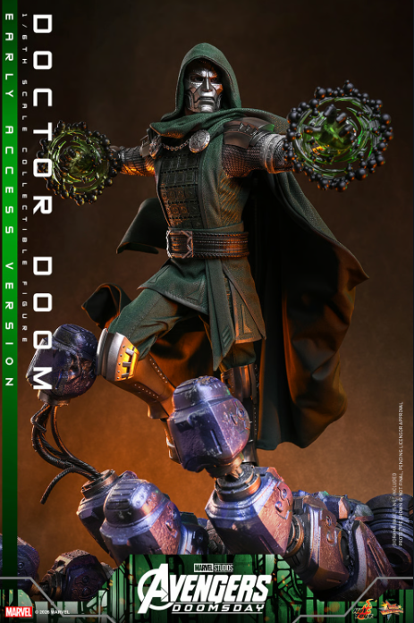 Hot Toys Marvel Avengers Doctor Doom 1/6 Ölçekli Figür