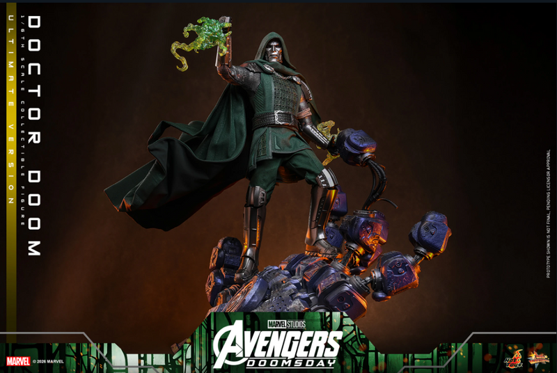 Hot Toys Marvel Avengers Doctor Doom 1/6 Ölçekli Figür (Ultimate Version)