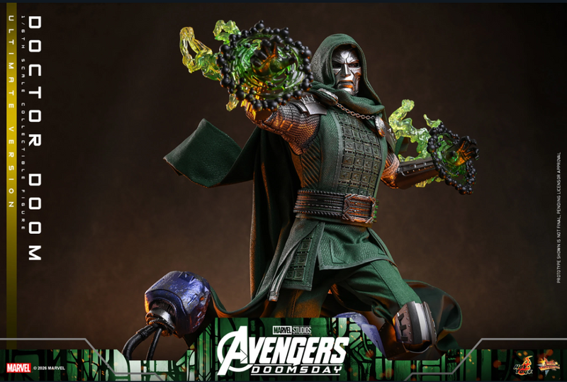 Hot Toys Marvel Avengers Doctor Doom 1/6 Ölçekli Figür (Ultimate Version)