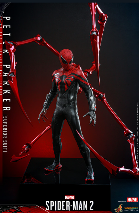 Hot Toys- Peter Parker (Superior Suit) 1:6 Ölçek Figür