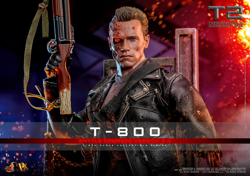 Hot Toys- Terminatör-800 (Battle Damaged Version 2.0) Sixth Scale Figure