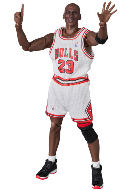 Medicom Toys Mafex- Michael Jordan (Chicago Bulls Home) Aksiyon Figür