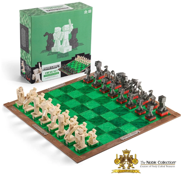 Noble Collection - Minecraft Chess Set