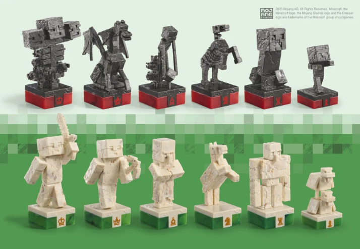 Noble Collection - Minecraft Chess Set