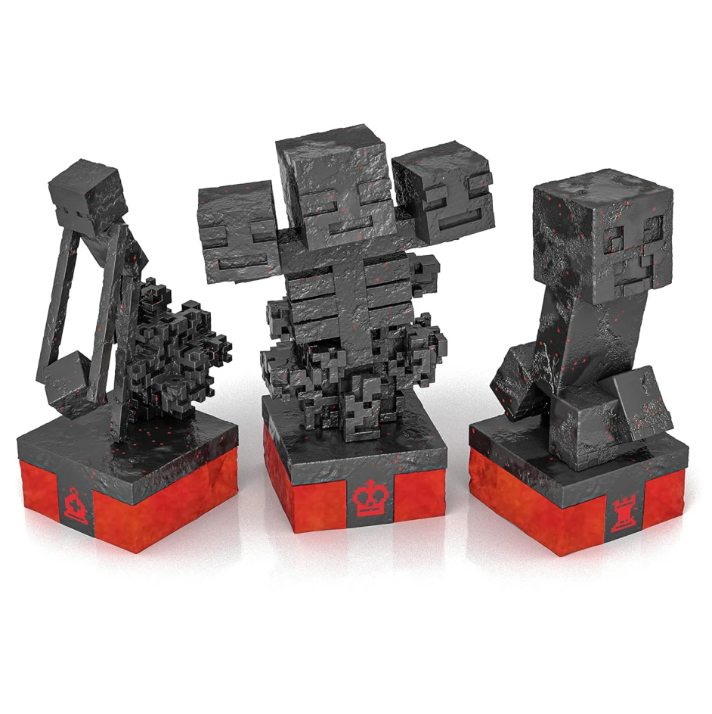 Noble Collection - Minecraft Chess Set