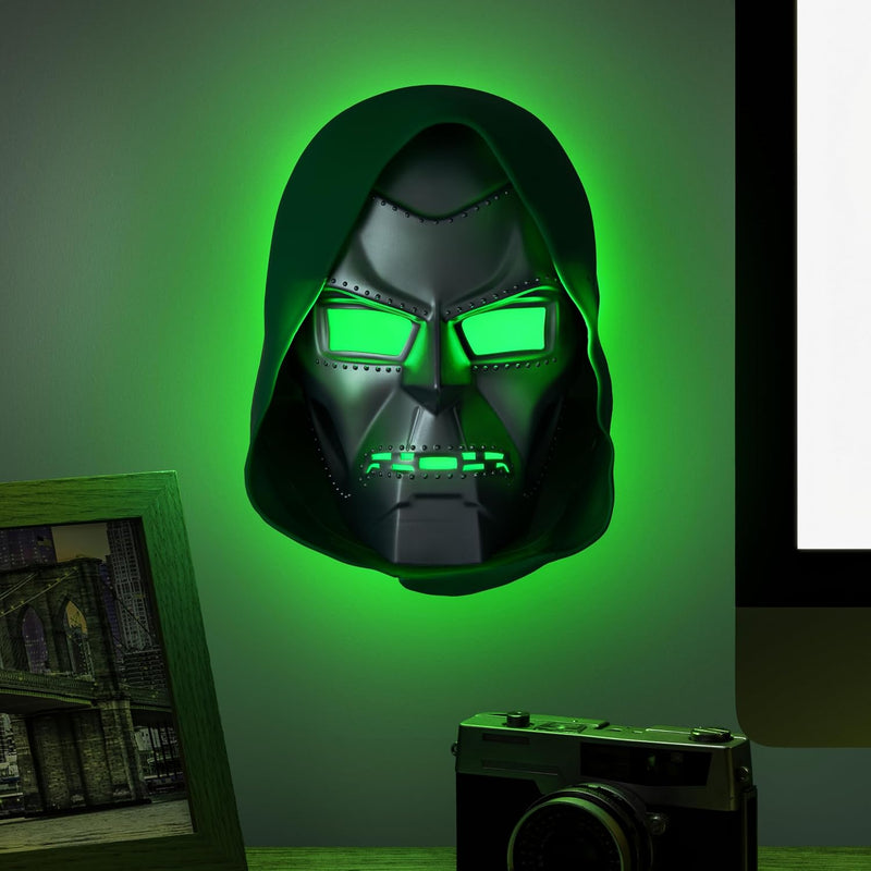 Paladone Marvel Doctor Doom Maske Işığı
