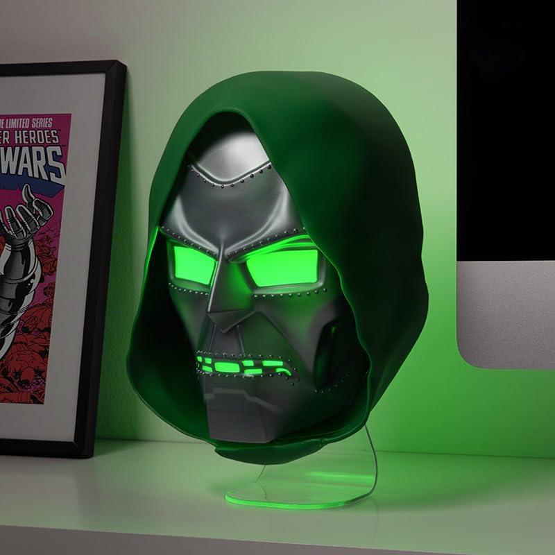 Paladone Marvel Doctor Doom Maske Işığı