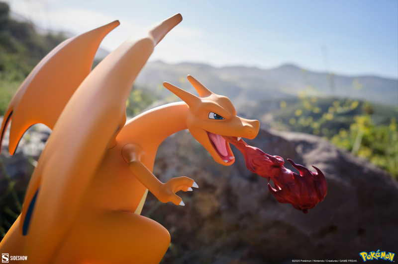 Sideshow- Pokémon Charizard Statues