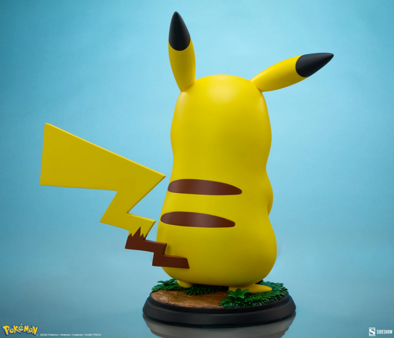 Sideshow- Pokémon Pikachu Life-Size Figure